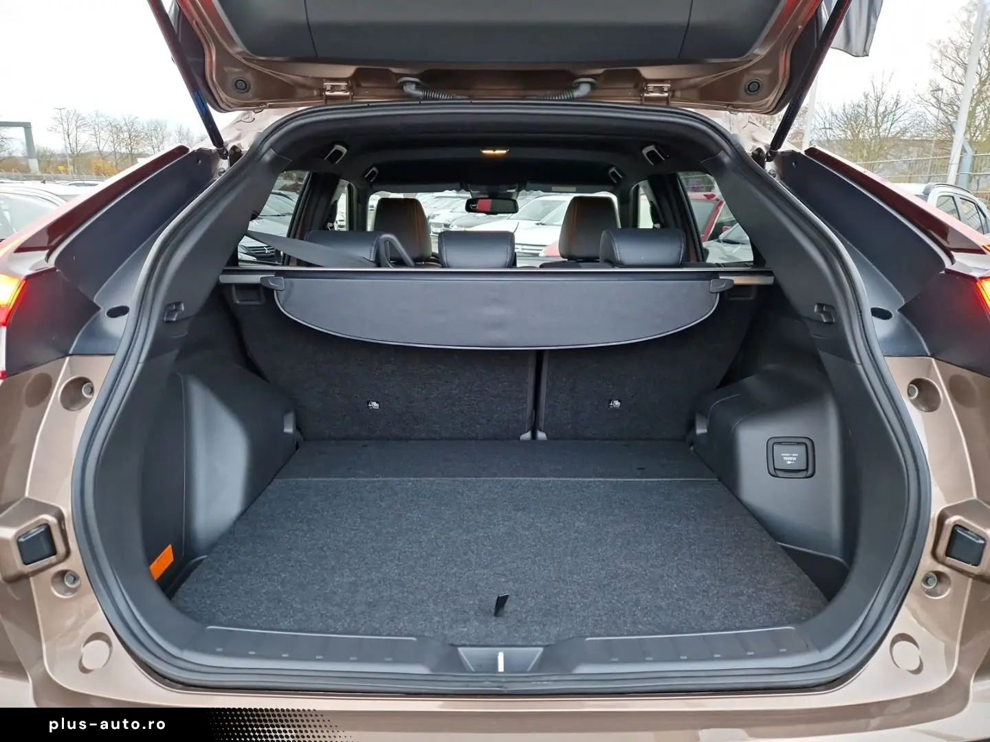 MITSUBISHI Eclipse Cross Plug-In Hybrid Select Navi LED ACC