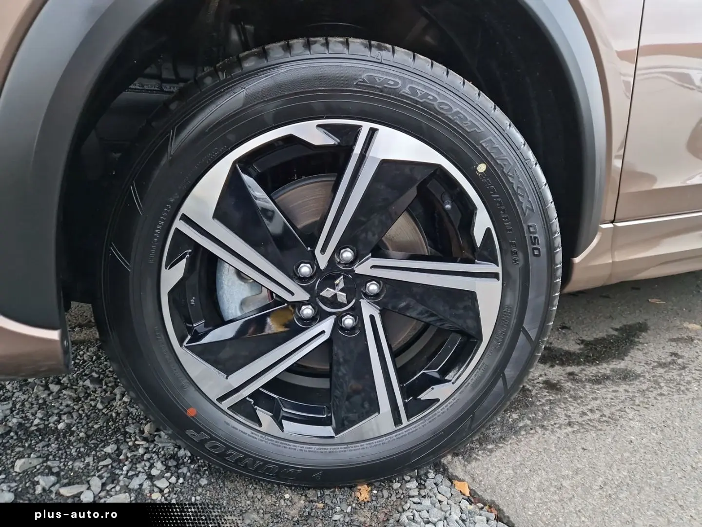 MITSUBISHI Eclipse Cross Plug-In Hybrid Select Navi LED ACC