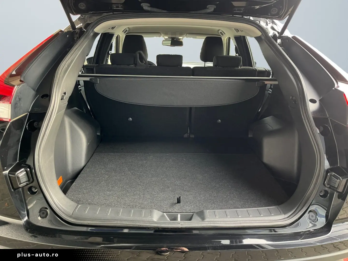 MITSUBISHI Eclipse Cross Basis 2.4 PHEV Spurhalteassistent