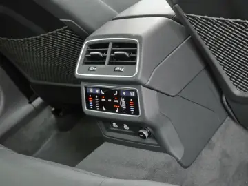 AUDI RS 6 Avant performance qu. Laser B&O Massage HuD
