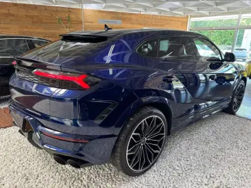 Lamborghini Urus 4.0 V8 PHEV SE 2026
