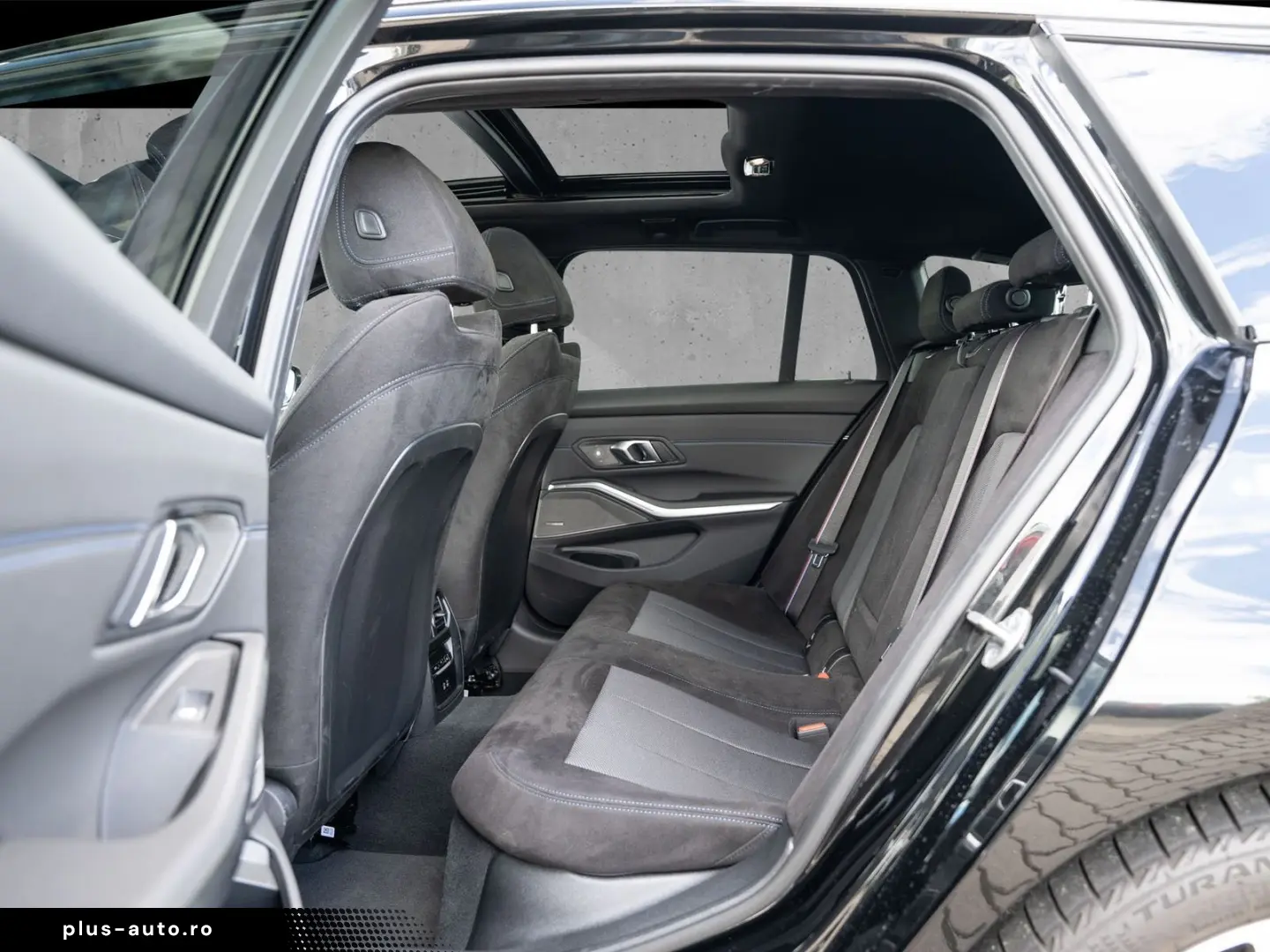 BMW M340i xDrive Touring. Harman Kardon.Innovation