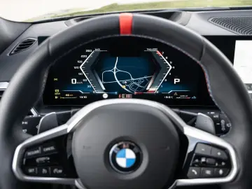 BMW M340i xDrive Touring. Harman Kardon.Innovation