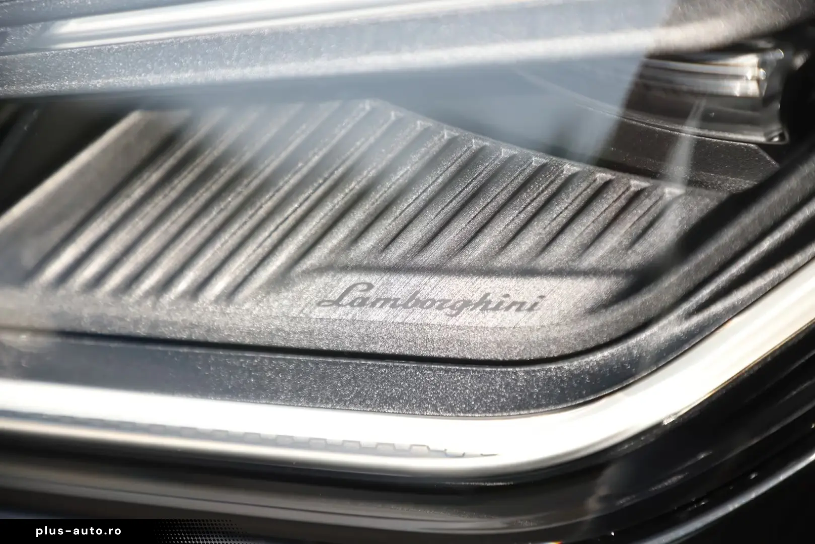Lamborghini Urus 4.0 V8 PHEV SE 23 ZOLL PANO B&O