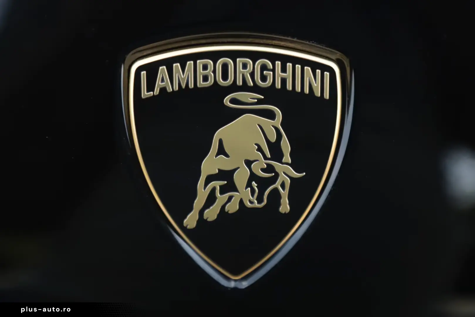 Lamborghini Urus 4.0 V8 PHEV SE 23 ZOLL PANO B&O
