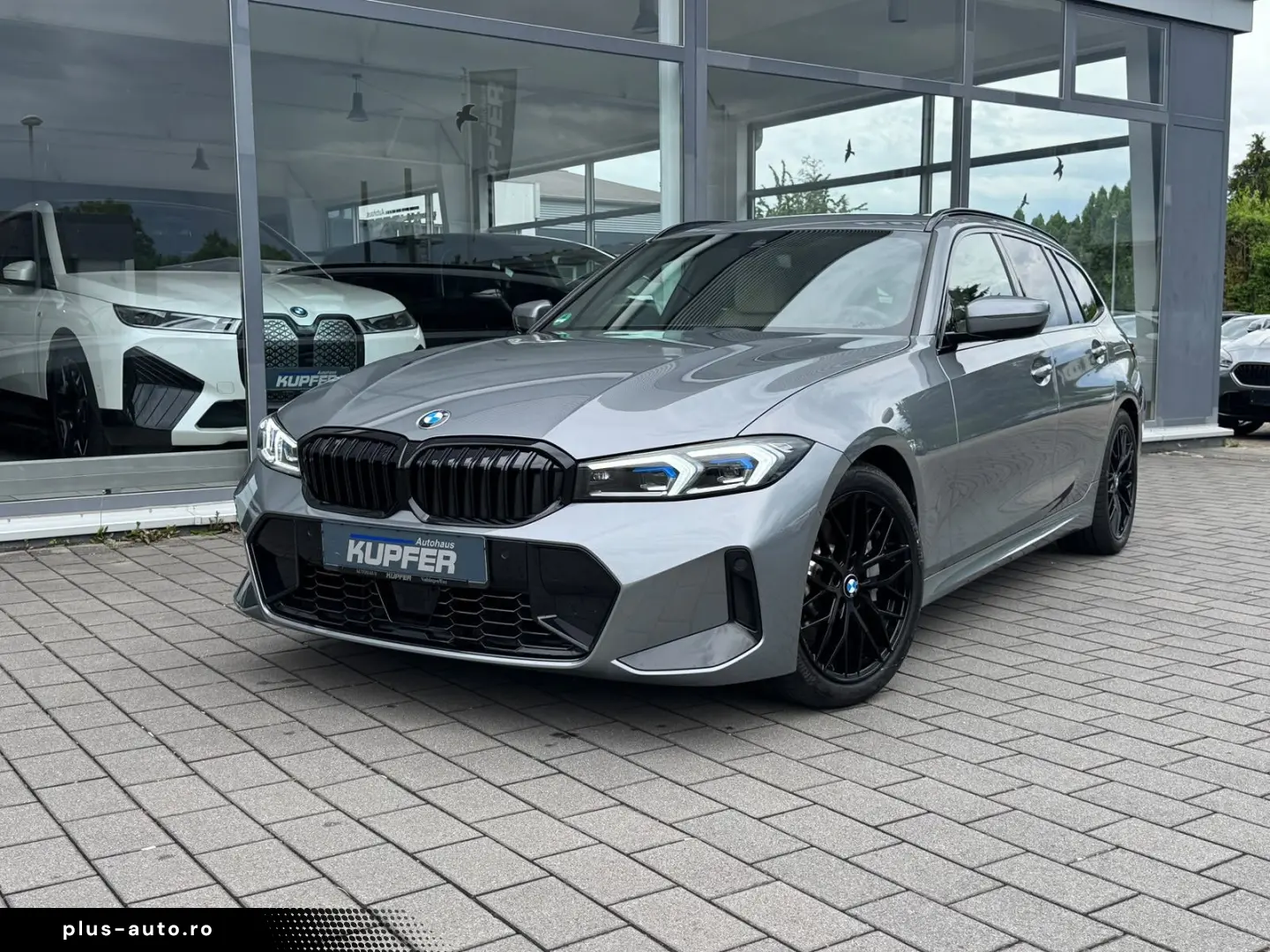 BMW 330 i Tour M Sportpaket Standhzg.el.Sitze Harm.K