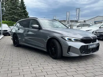 BMW 330 i Tour M Sportpaket Standhzg.el.Sitze Harm.K