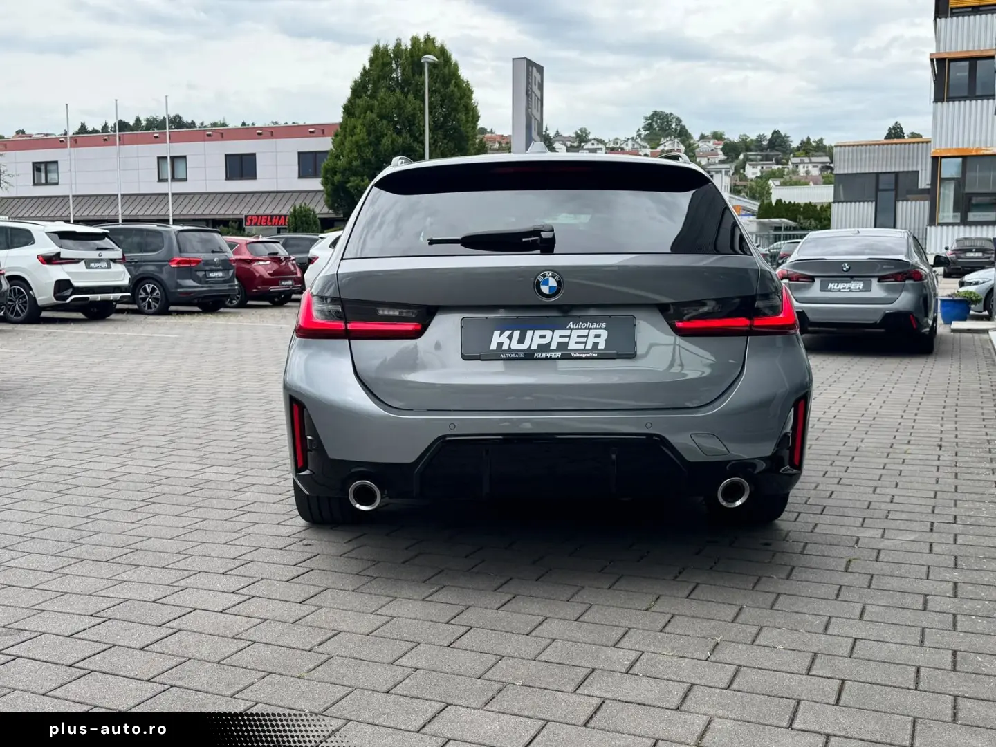 BMW 330 i Tour M Sportpaket Standhzg.el.Sitze Harm.K