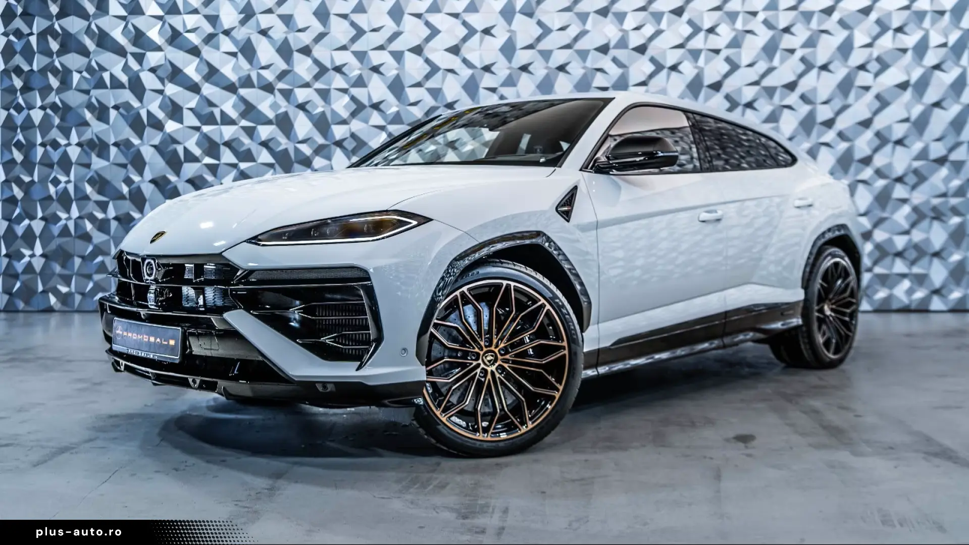 Lamborghini Urus SE BIG Carbon Interieur  B&O3D