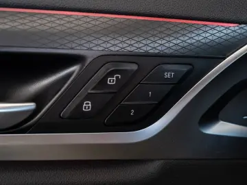 BMW X3 M40i xDrive M-AGA H&K 20-ZOLL NAVI LED MEMORY