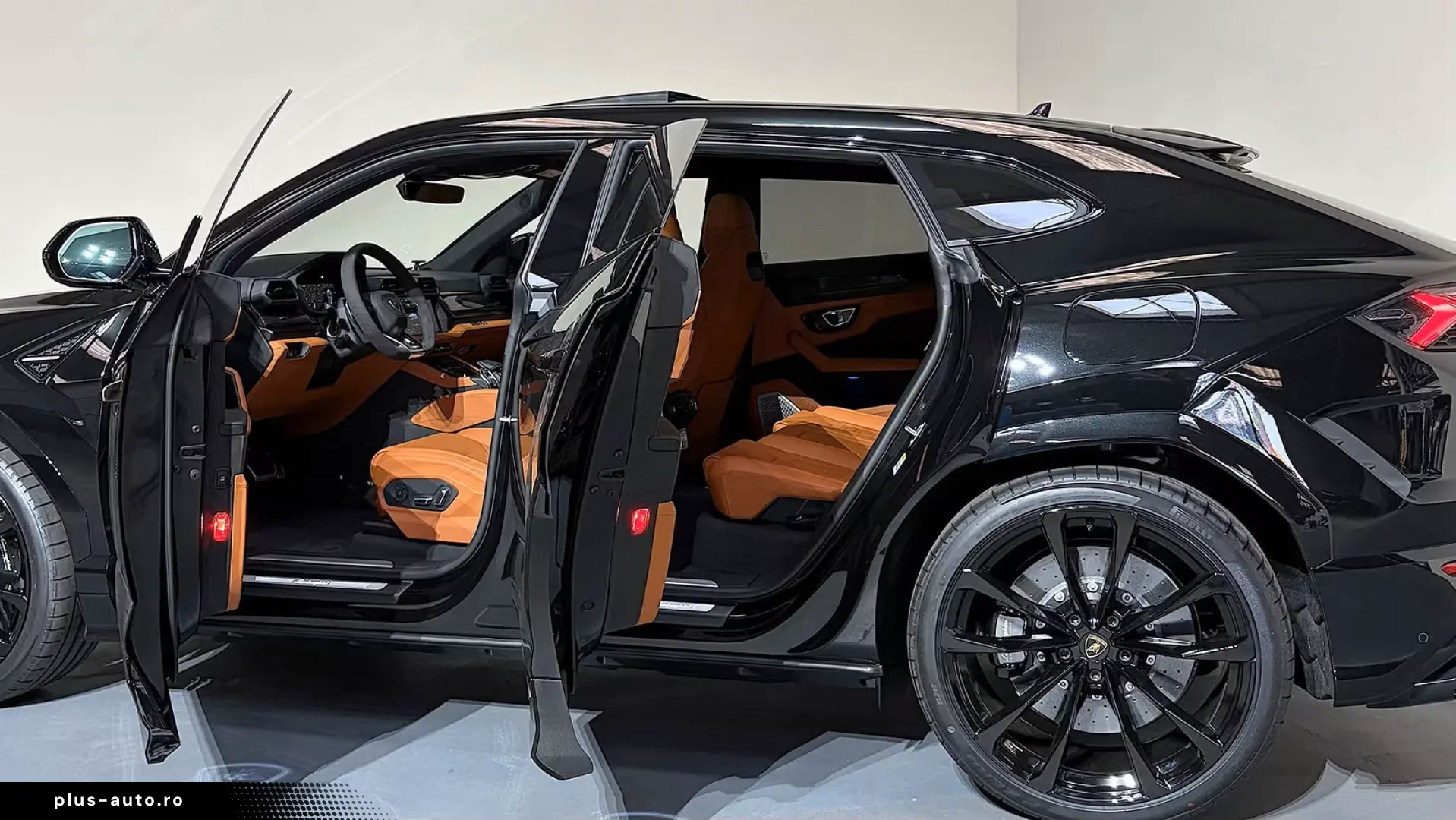 Lamborghini Urus 4.0 V8 Prod.26-ANIMA-Carbon!-Black