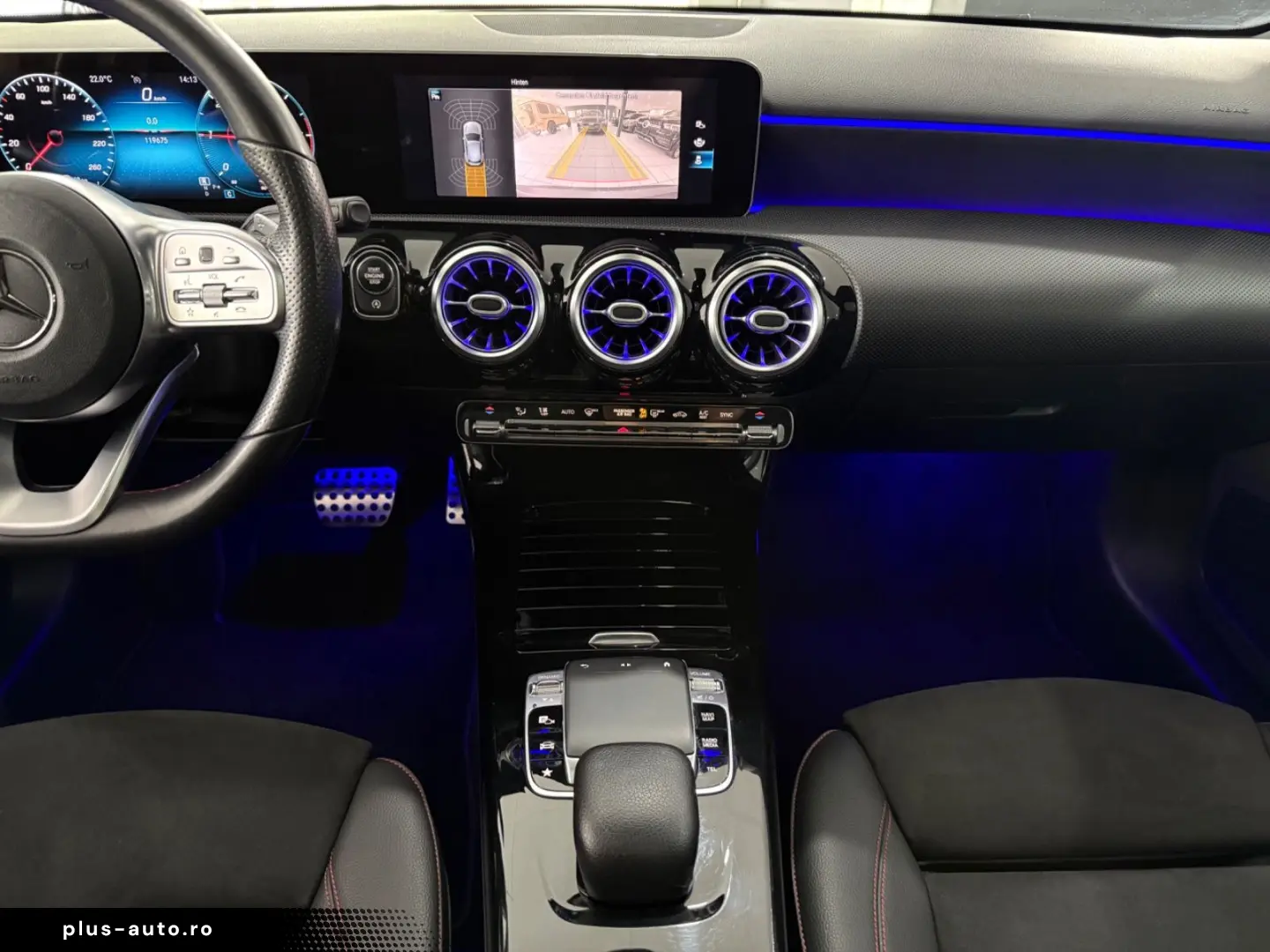 MERCEDES-BENZ A 180d AMG-LINE PANO MEMORY KAMERA KEYLESS