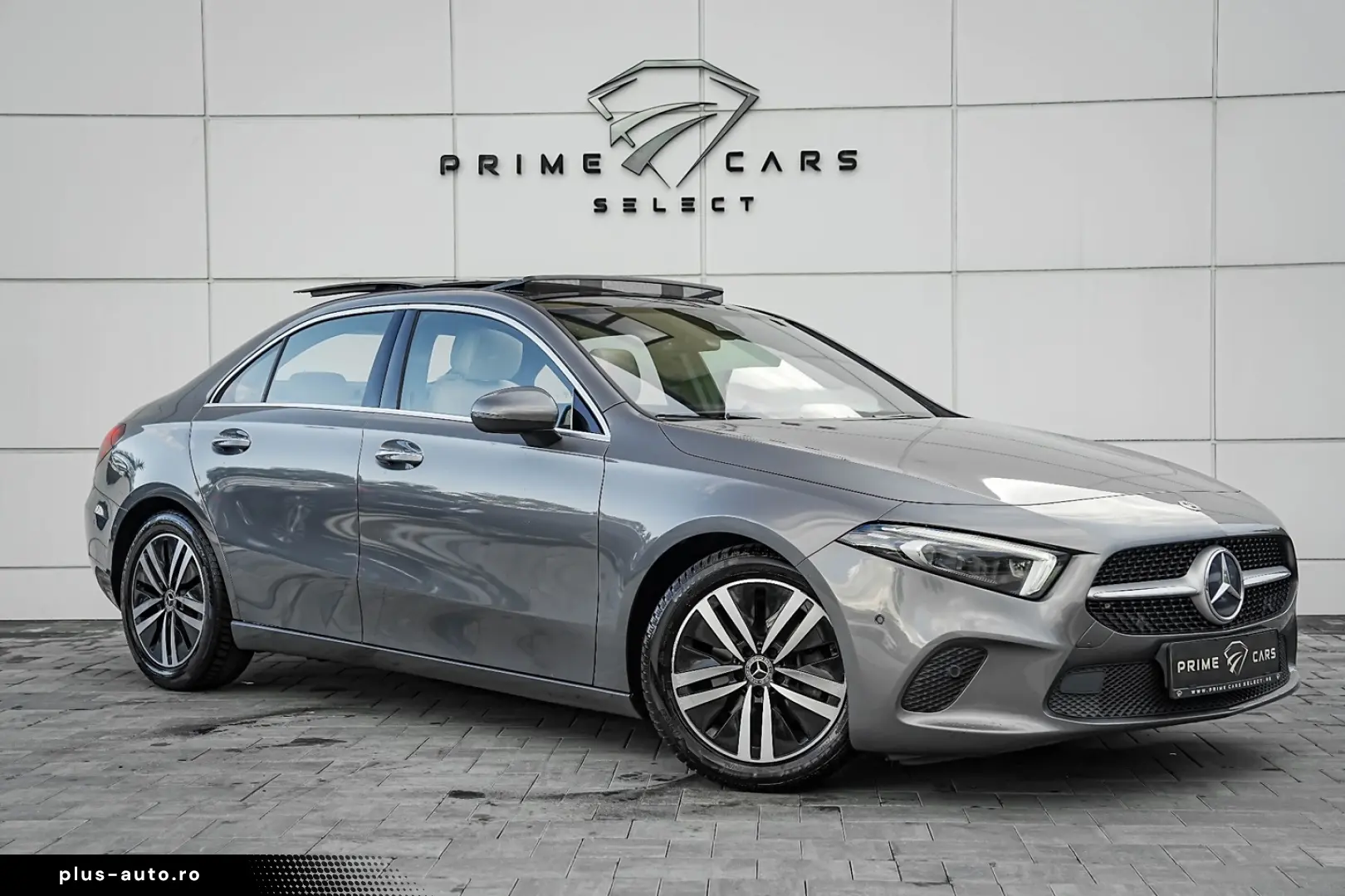Mercedes-Benz A 200 Sedan 7G-DCT Style