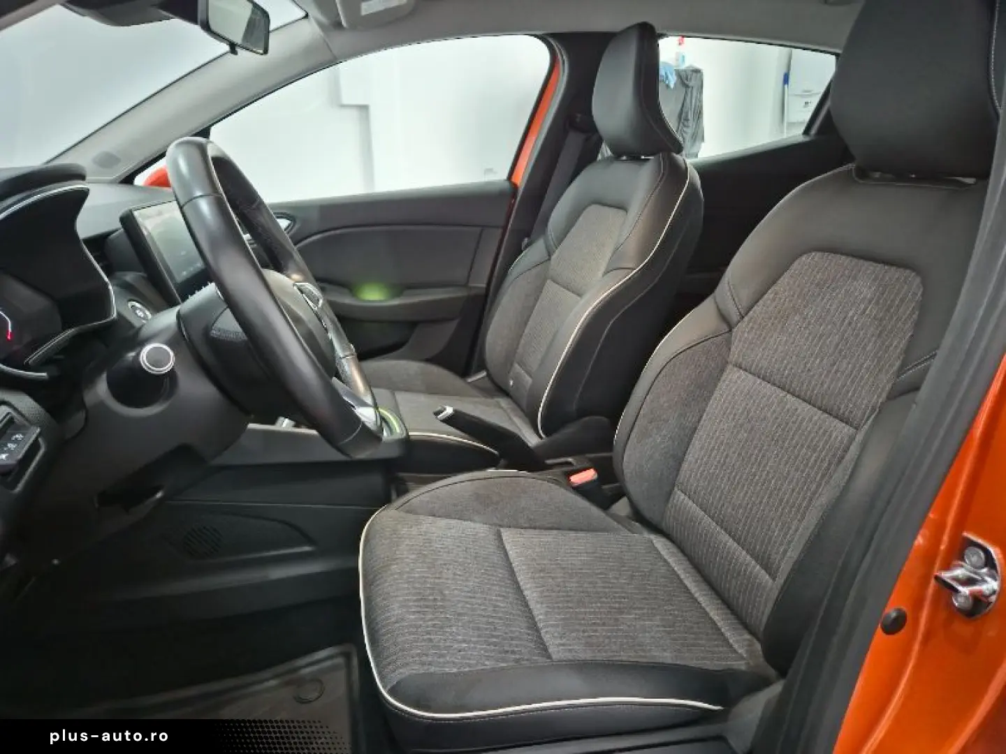RENAULT CLIO 1.0 TCe 100CP Intens
