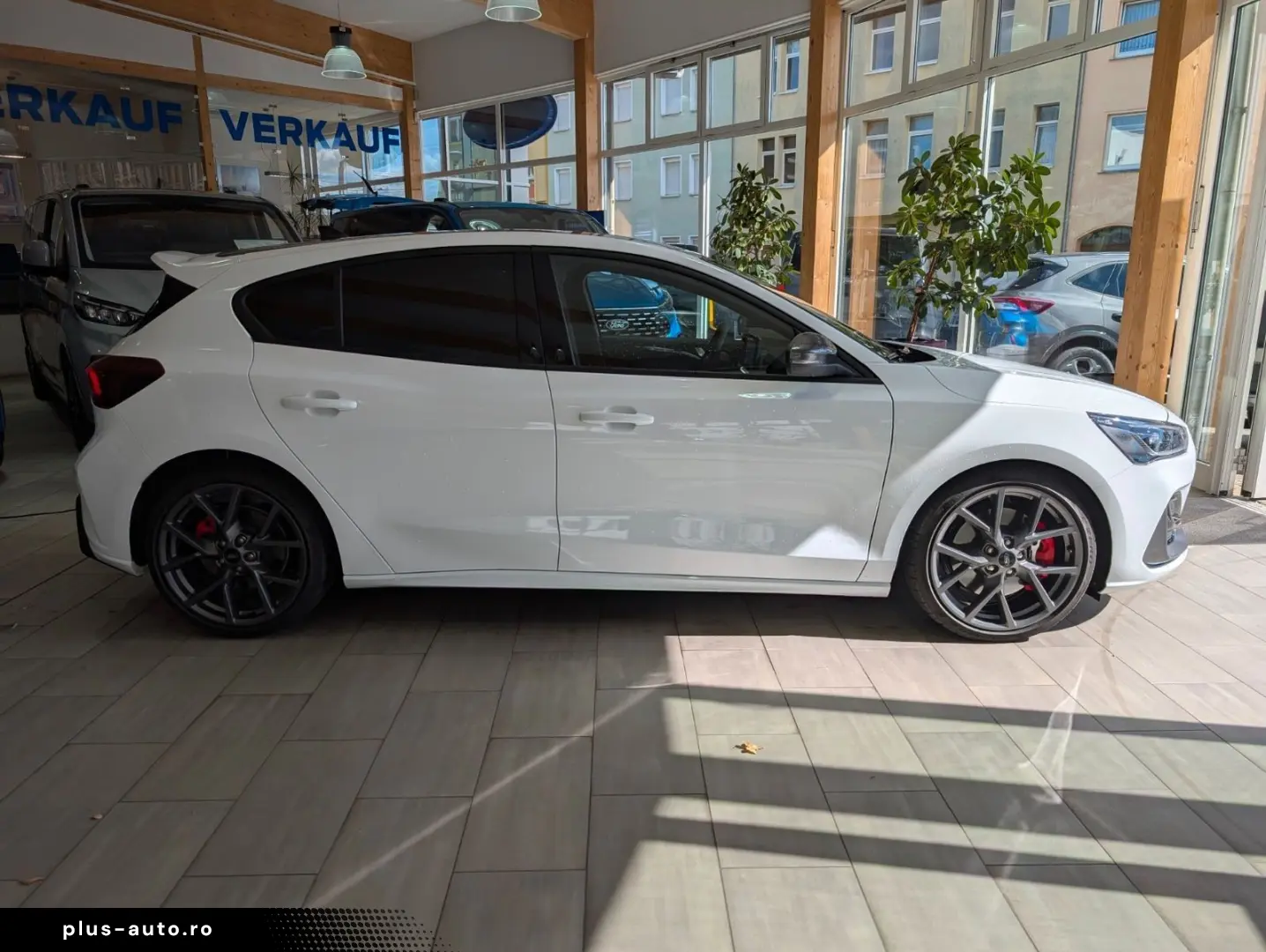 FORD Focus ST 5-trg. 280 PS MATRIX-LED