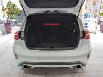 FORD Focus ST 5-trg. 280 PS MATRIX-LED