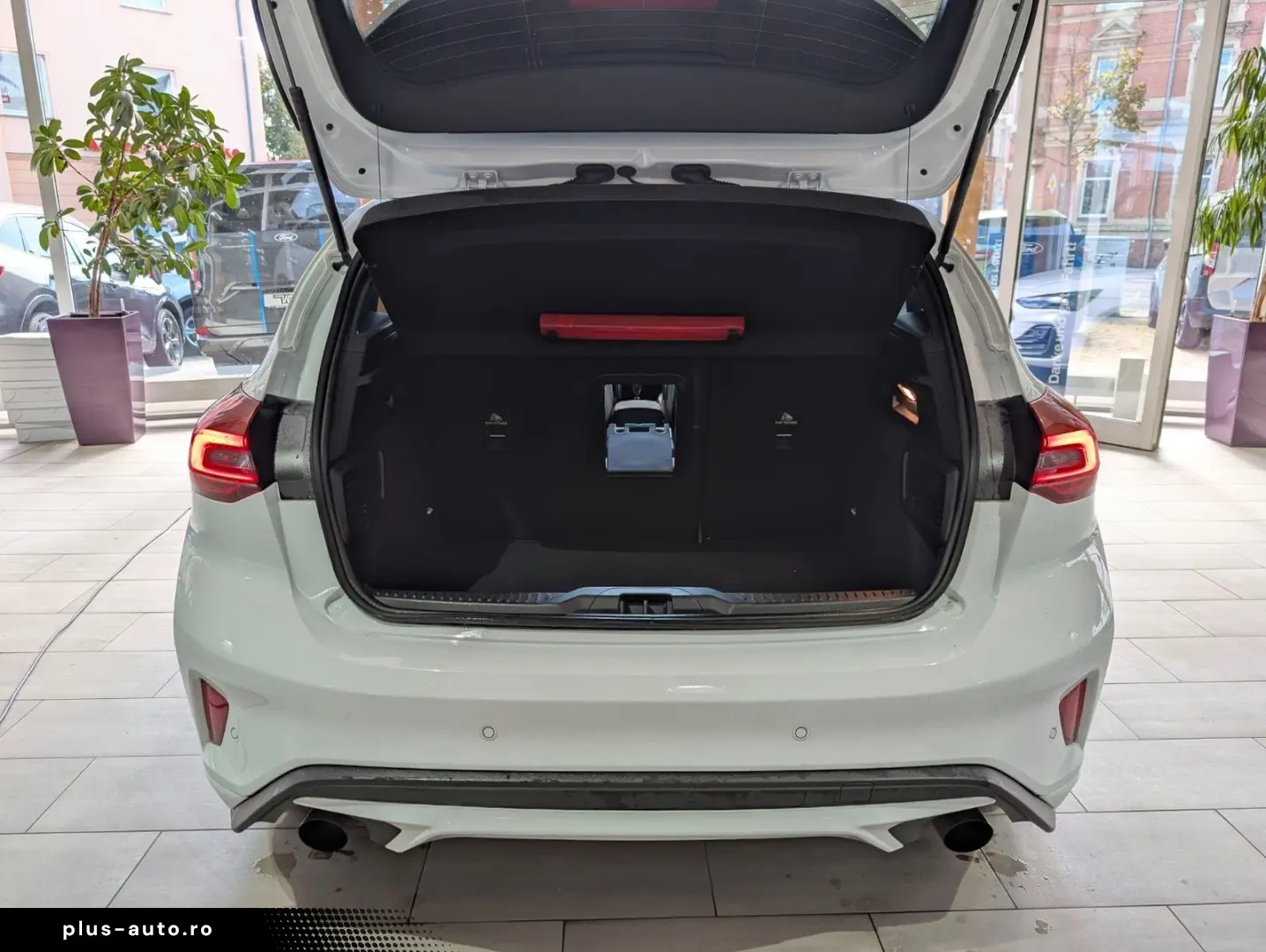 FORD Focus ST 5-trg. 280 PS MATRIX-LED