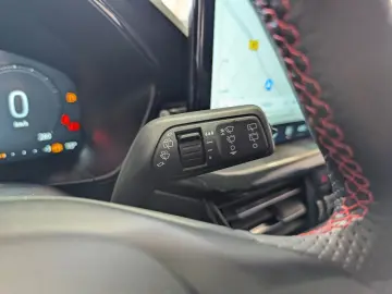 FORD Focus ST 5-trg. 280 PS MATRIX-LED