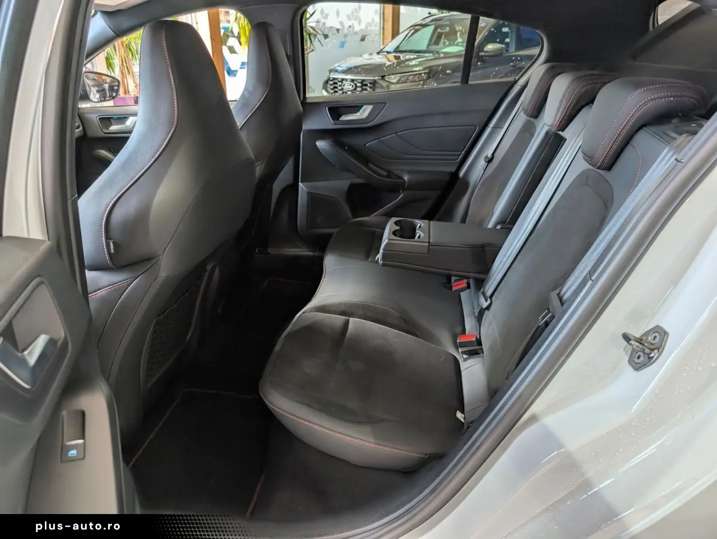 FORD Focus ST 5-trg. 280 PS MATRIX-LED