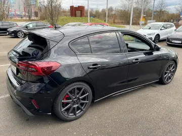 FORD Focus Lim. ST X  Track-Pack Easy-Parking