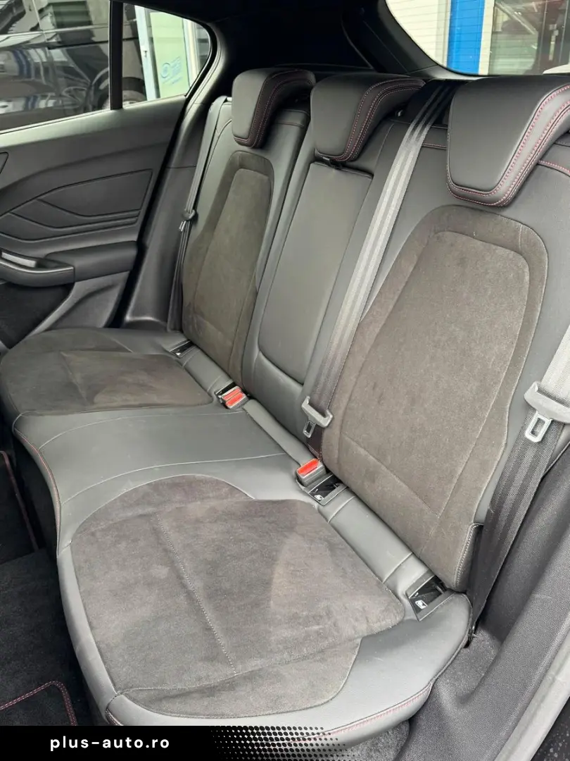 FORD Focus Lim. ST X  Track-Pack Easy-Parking