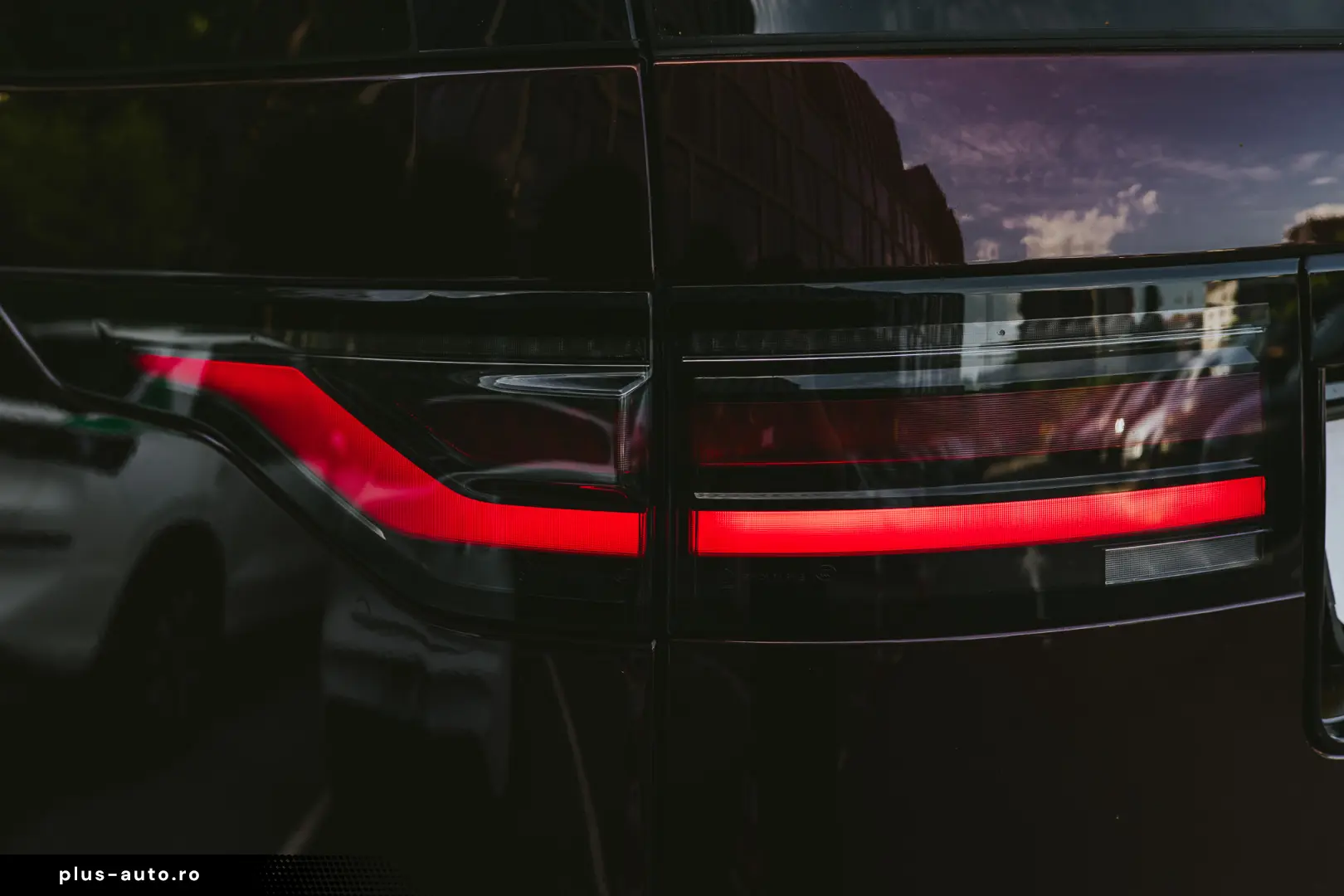 Land Rover Discovery 5  D350 AWD