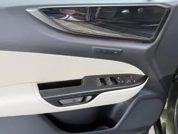 Lexus NX 450h  4 WD-EXECUTIVE-360 KAM.-PANORMA-HEAD UP