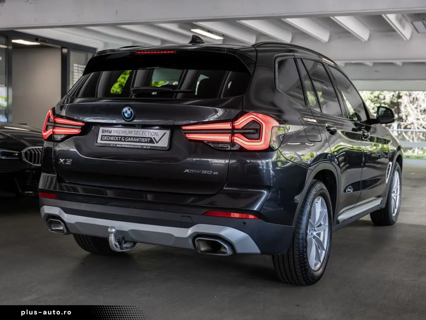 BMW X3 xDrive 30e FACEL. PANO AHK HUD 360  LASER LED
