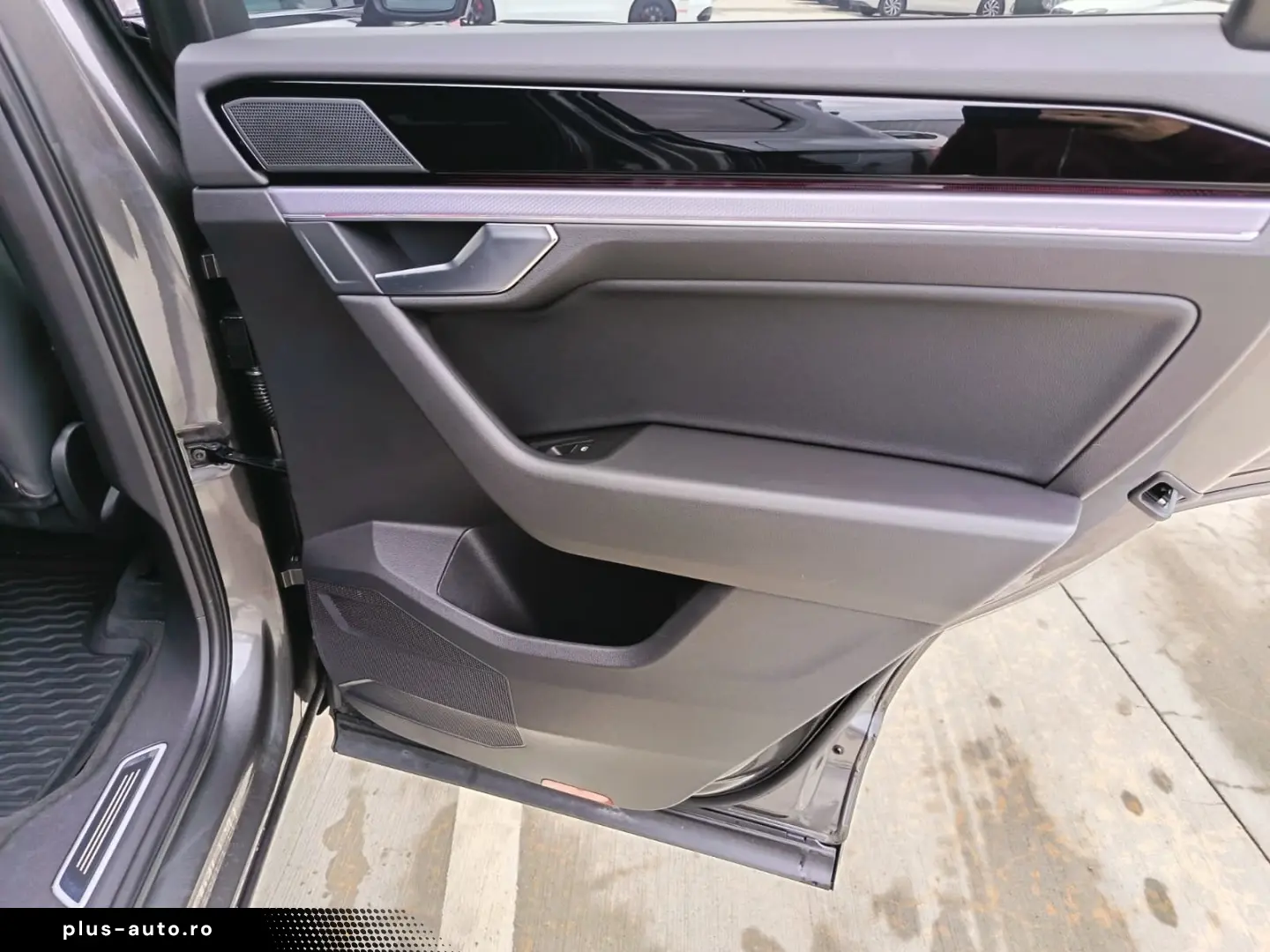 Volkswagen Touareg 3.0 V6 TDI 4Motion R-Line