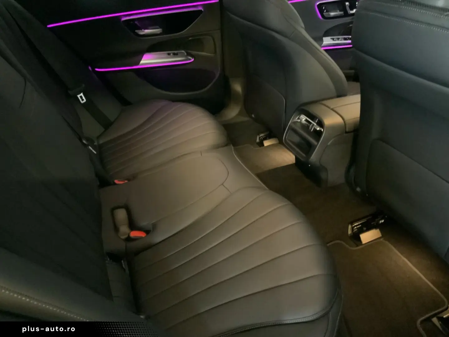 Mercedes-Benz E 300 e  AVANTGARDE DIGITAL LIGHT DISTRO 360
