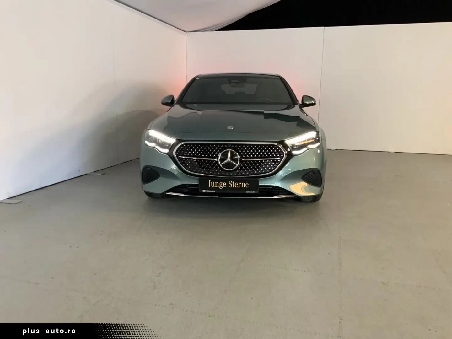 Mercedes-Benz E 300 e  AVANTGARDE DIGITAL LIGHT DISTRO 360