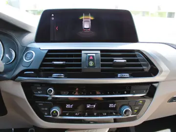 BMW X3 xDrive20d M Sport Navi LED AHK HIFI HeadUp SH