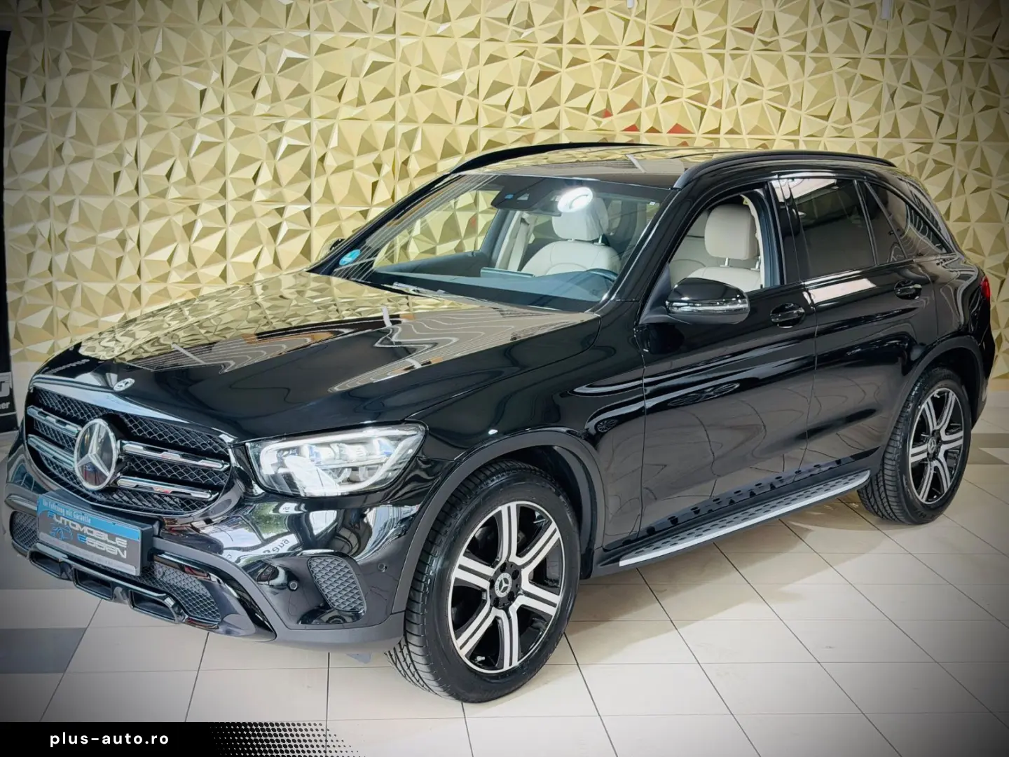 MERCEDES-BENZ GLC 200 4Matic AUTOMATIK NAVI LEDER 1.&hellip;