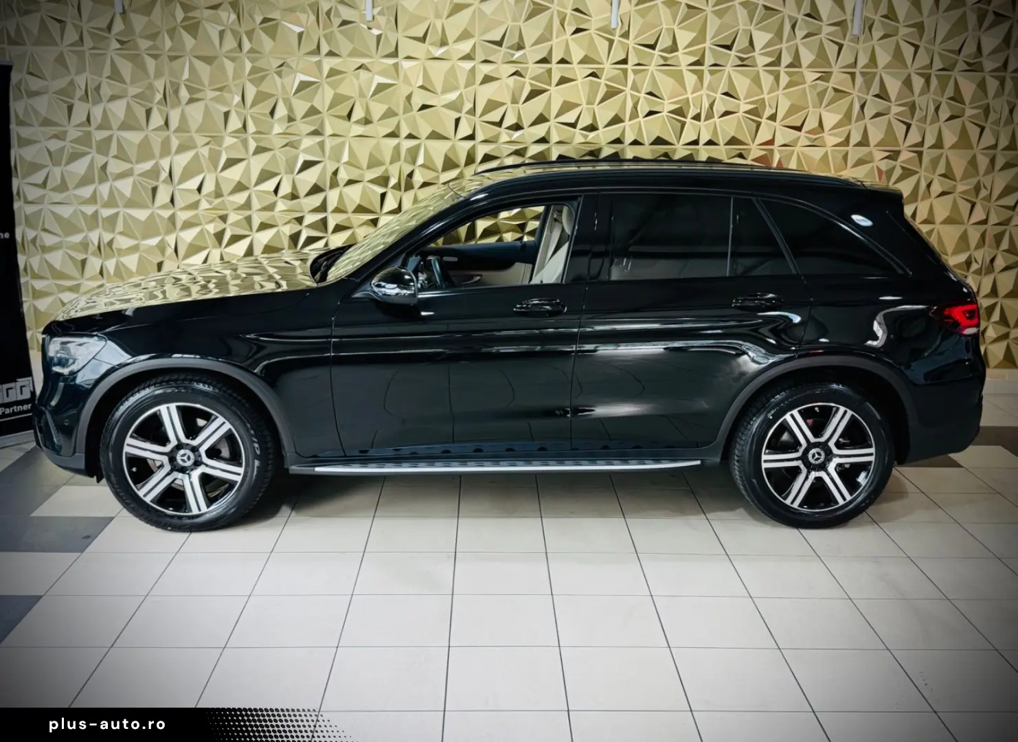 MERCEDES-BENZ GLC 200 4Matic AUTOMATIK NAVI LEDER 1.&hellip;