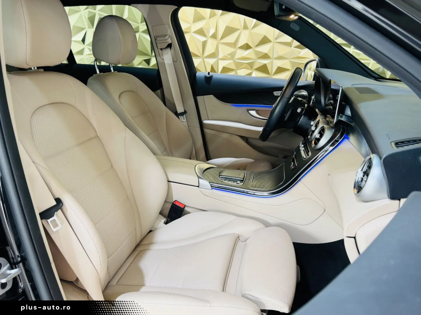 MERCEDES-BENZ GLC 200 4Matic AUTOMATIK NAVI LEDER 1.&hellip;