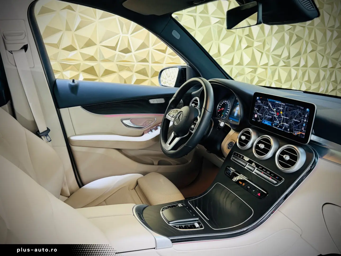 MERCEDES-BENZ GLC 200 4Matic AUTOMATIK NAVI LEDER 1.&hellip;