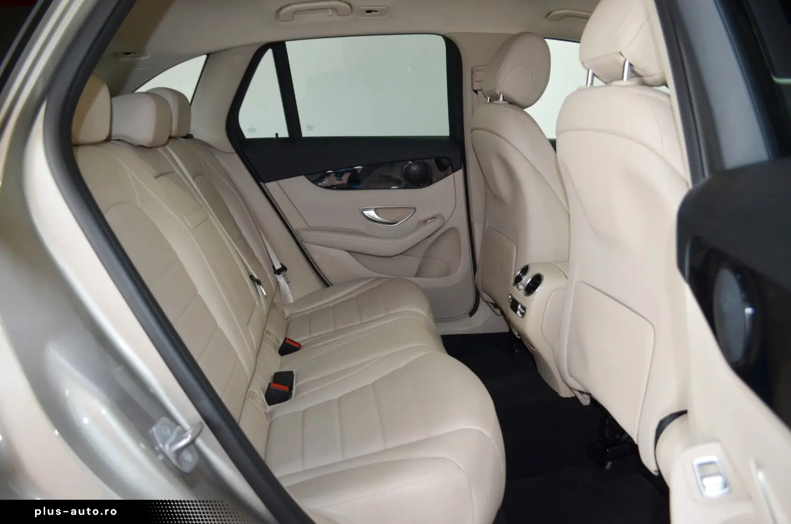 MERCEDES-BENZ GLC 300 DE 4M AIRMATIC DISTR  AHK MASS&hellip;