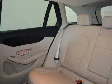 MERCEDES-BENZ GLC 300 DE 4M AIRMATIC DISTR  AHK MASS…
