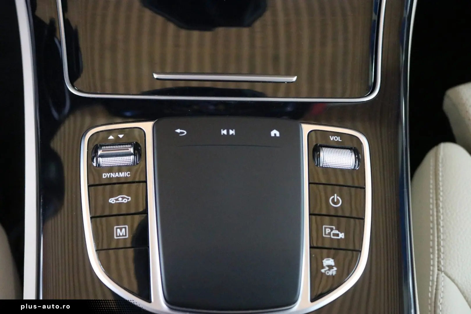 MERCEDES-BENZ GLC 300 DE 4M AIRMATIC DISTR  AHK MASS&hellip;