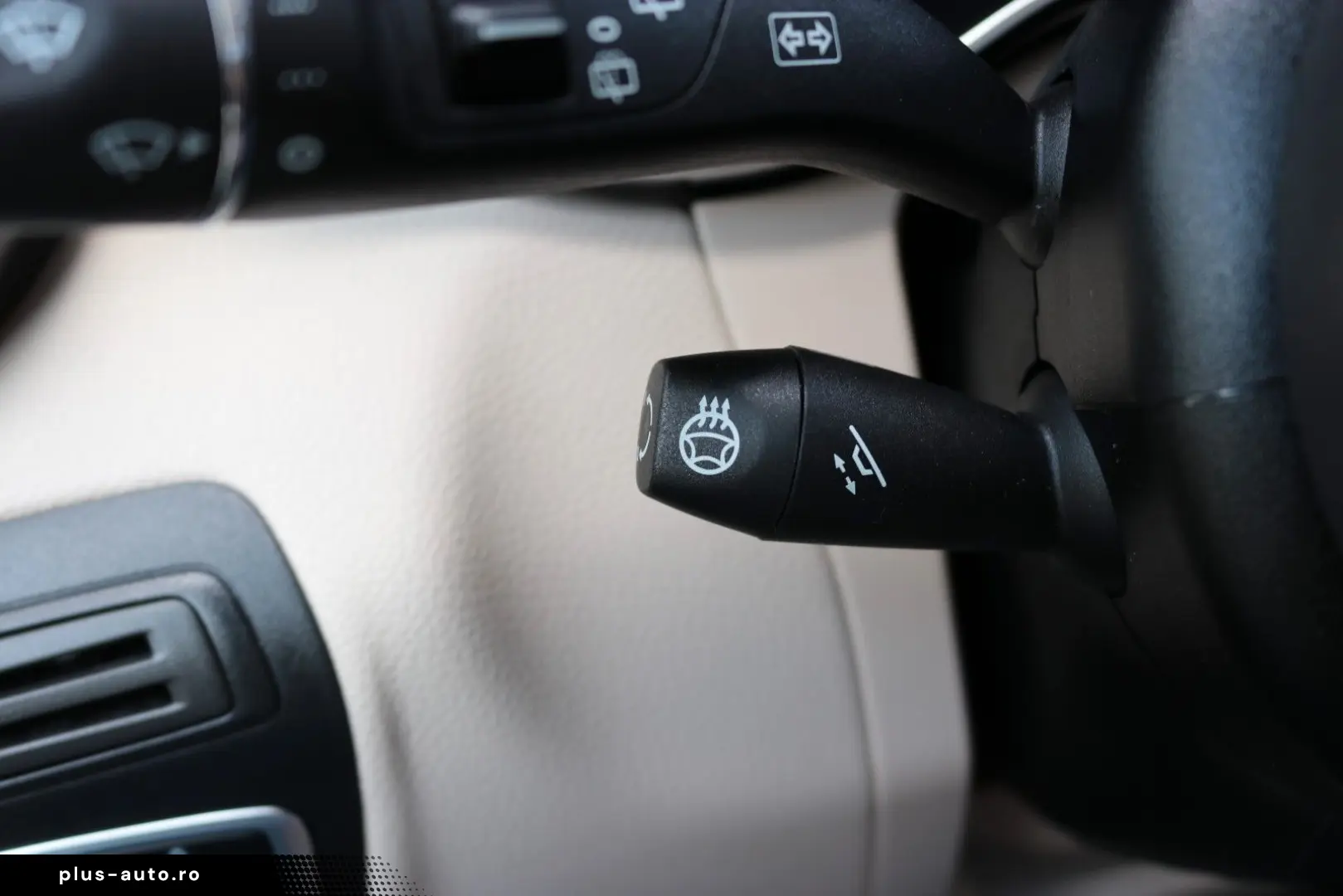 MERCEDES-BENZ GLC 300 DE 4M AIRMATIC DISTR  AHK MASS&hellip;