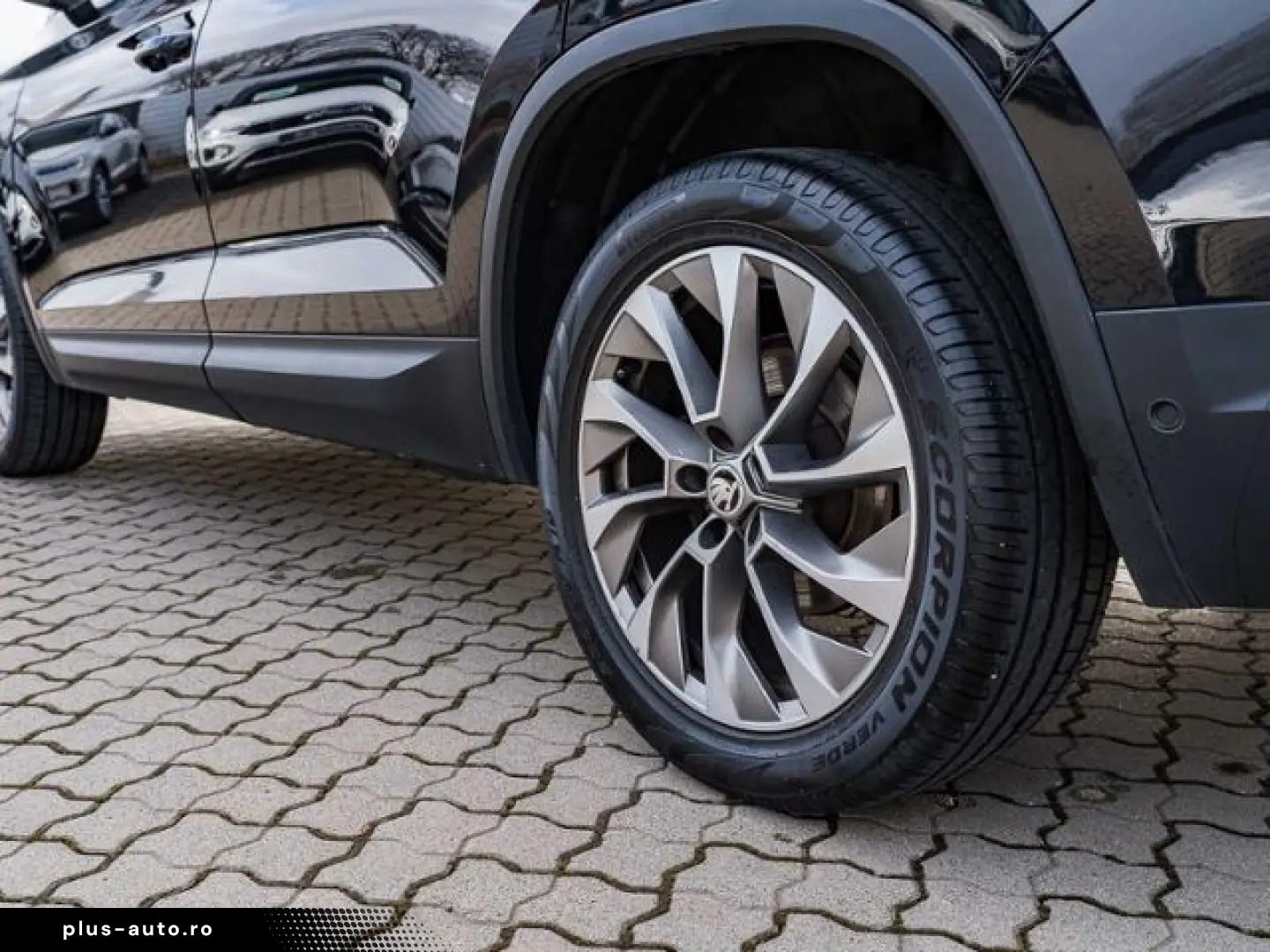 SKODA Kodiaq 2.0 TDI DSG 4x4 Amb.  PANO AHK MATRIX