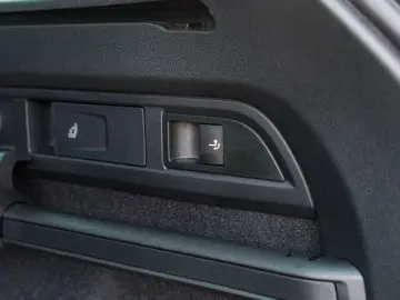 SKODA Kodiaq 2.0 TDI DSG 4x4 Amb.  PANO AHK MATRIX