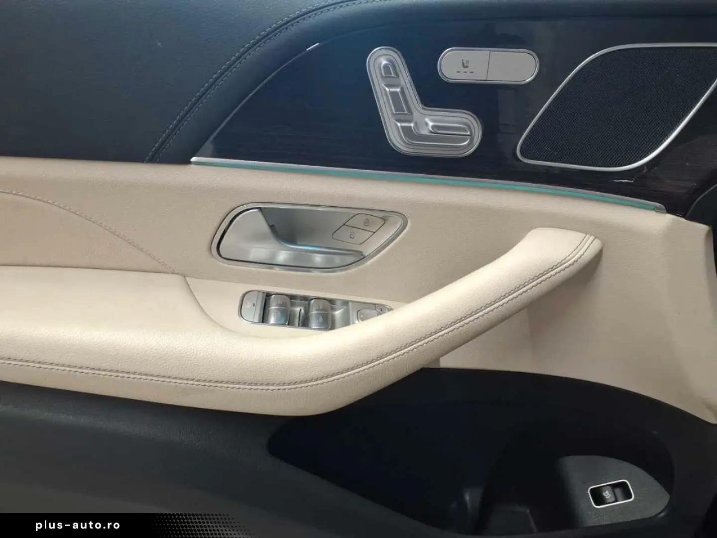 MERCEDES-BENZ GLE 300d-AMG Excl Assi  PANO StHz AHK
