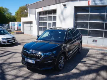 SKODA Kodiaq L&K DSG 4x4 LED PDC 360 Kamera PANO SHZ