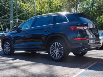 SKODA Kodiaq L&K DSG 4x4 LED PDC 360 Kamera PANO SHZ