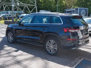 SKODA Kodiaq L&K DSG 4x4 LED PDC 360 Kamera PANO SHZ