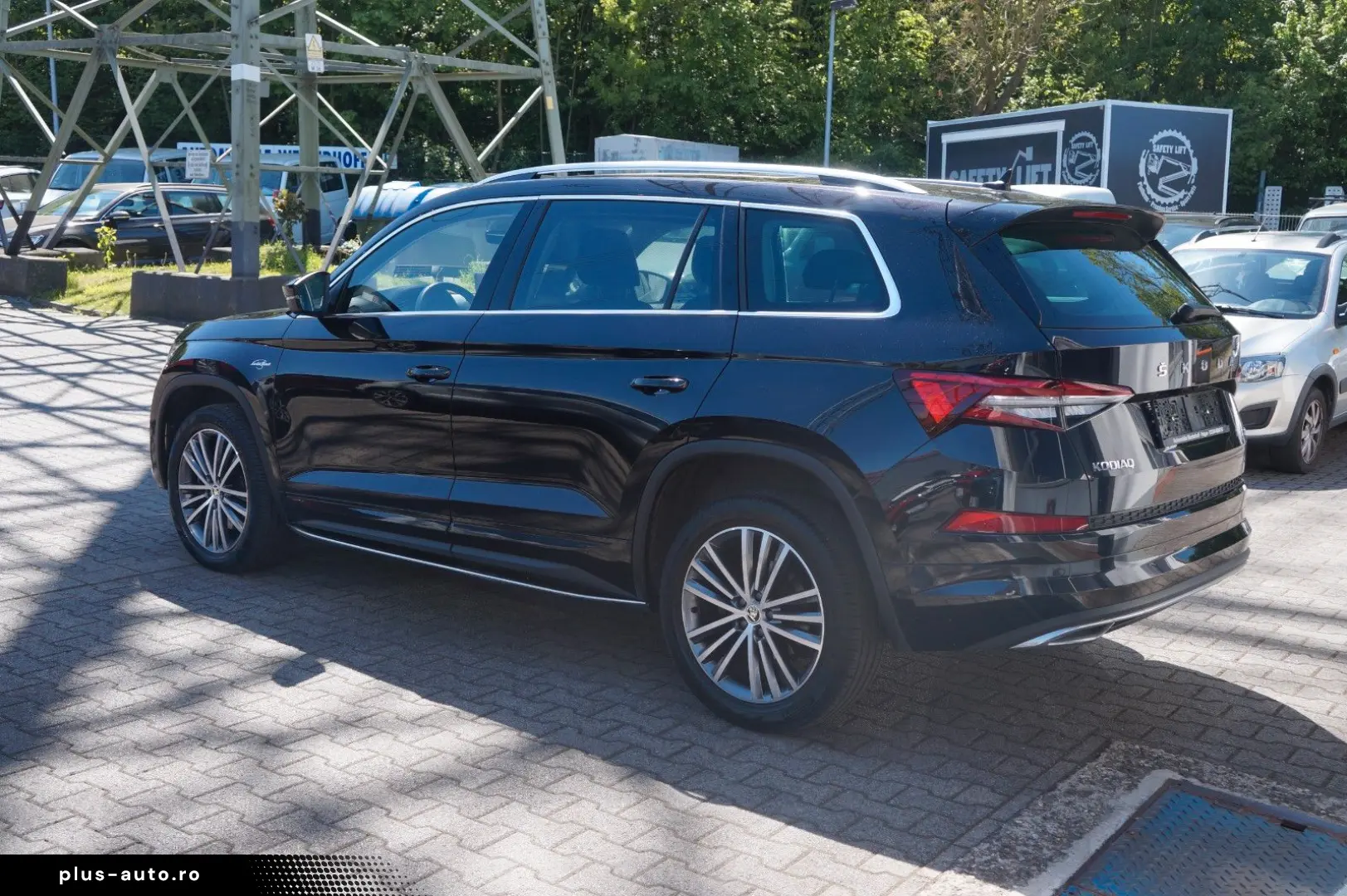 SKODA Kodiaq L&K DSG 4x4 LED PDC 360 Kamera PANO SHZ
