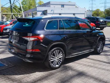 SKODA Kodiaq L&K DSG 4x4 LED PDC 360 Kamera PANO SHZ
