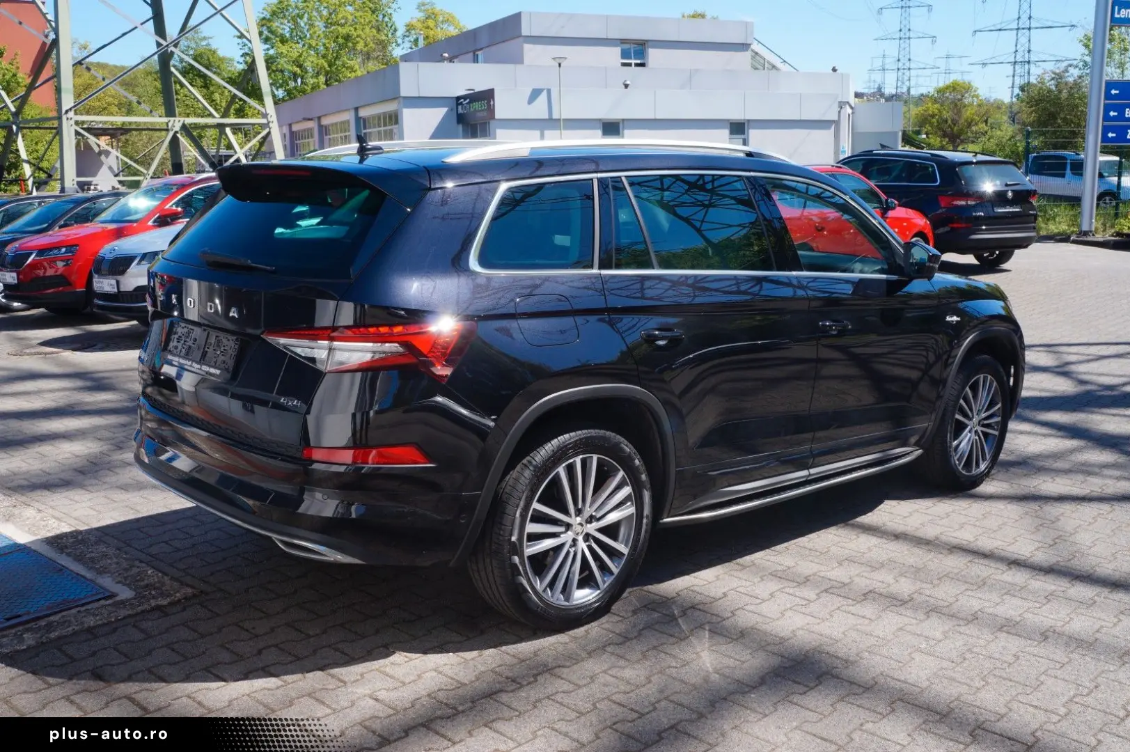 SKODA Kodiaq L&K DSG 4x4 LED PDC 360 Kamera PANO SHZ