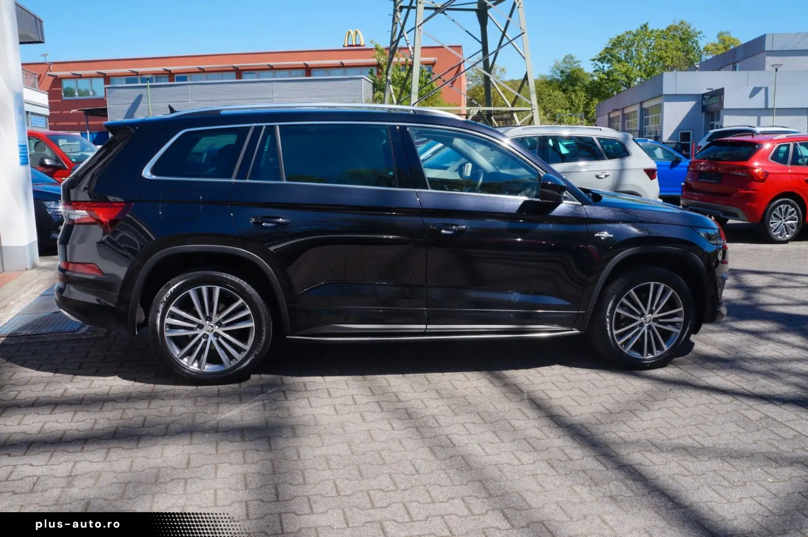 SKODA Kodiaq L&K DSG 4x4 LED PDC 360 Kamera PANO SHZ